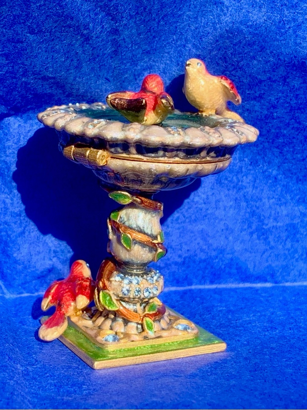 RARE   Stamped Jay Strongwater for Estee Lauder Precious Birds Birdbath   Empty
